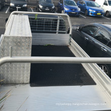 High Quality Mesh Permeable Perforated Rubber Mat with Holes for Truck Bed